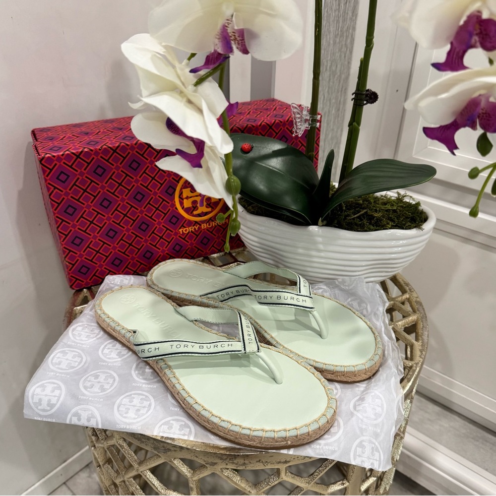 Tory Burch Ribbon Logo Thong Espadrille Sandal in Meadow Mist/Navy, Size 8 - NIB